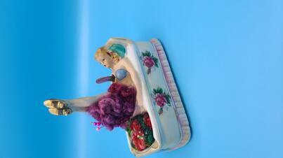 1940's "Naughty Nodder" Ashtray